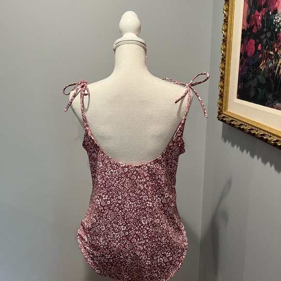 HATCH maternity swimsuit - Picture 4 of 5